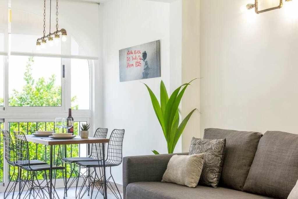 Bungalow Pink Palm Beach Торевиеха Екстериор снимка
