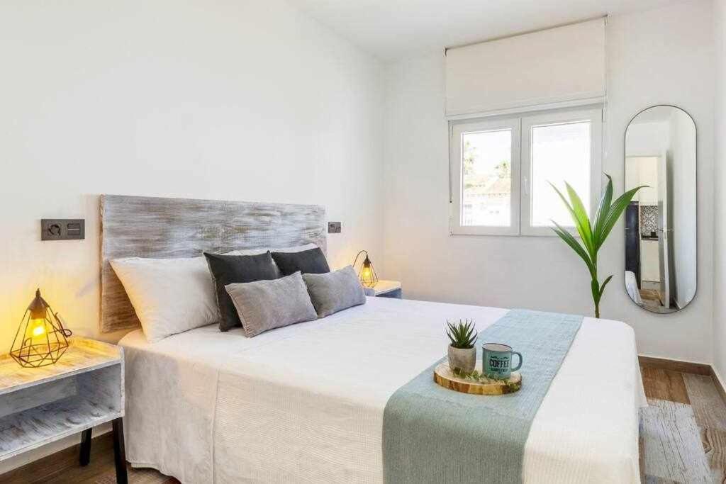 Bungalow Pink Palm Beach Торевиеха Екстериор снимка