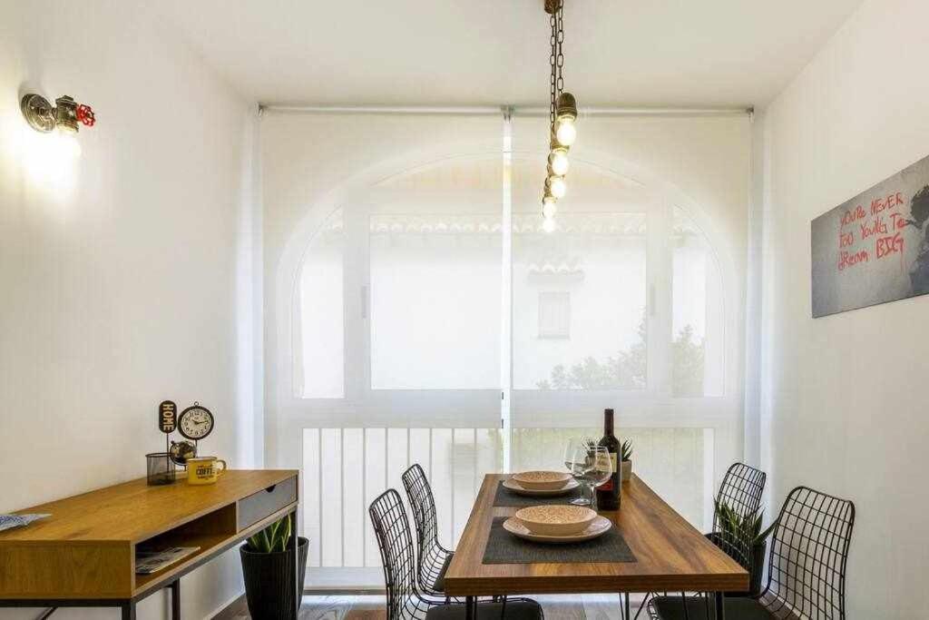 Bungalow Pink Palm Beach Торевиеха Екстериор снимка